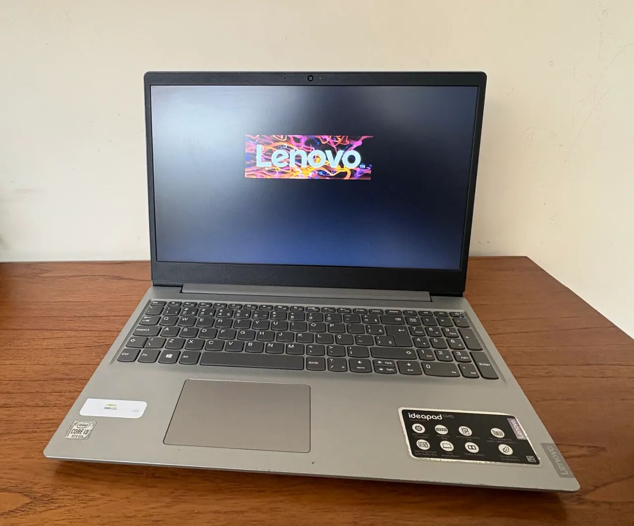 Notebook Lenovo i3 8GB SSD
