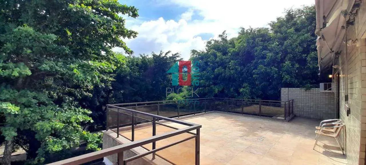 Jardim Oceânico | Cobertura 4 quartos, sendo 2 suites