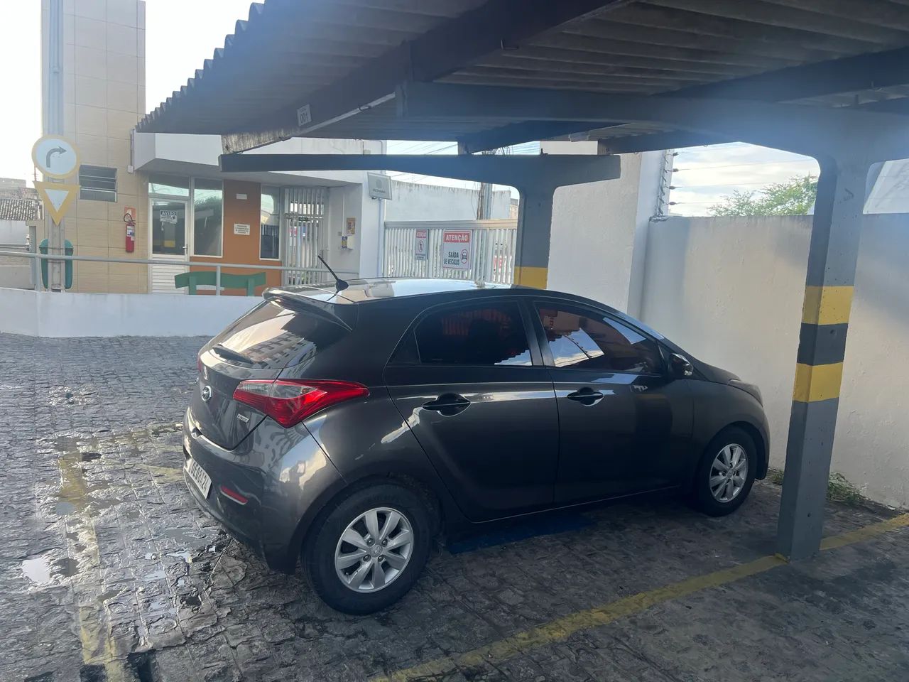 Hyundai HB20 Comf./c.plus/c.style 1.0 Flex 12V 2014 - Foto 4