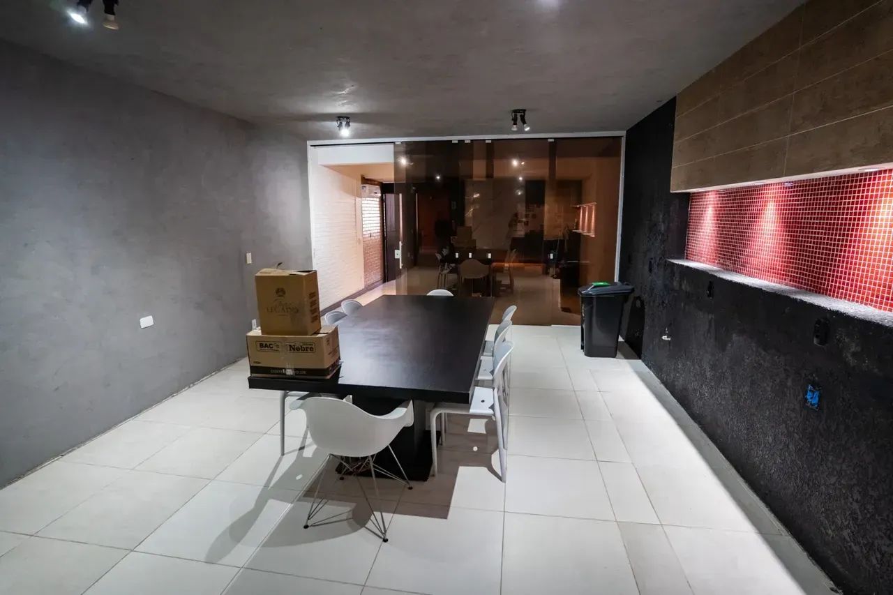 LOCAÇÃO COMERCIAL | SALA COM 220 M² E 8 AMBIENTES | CENTRO DE TIJUCAS/SC - Foto 4