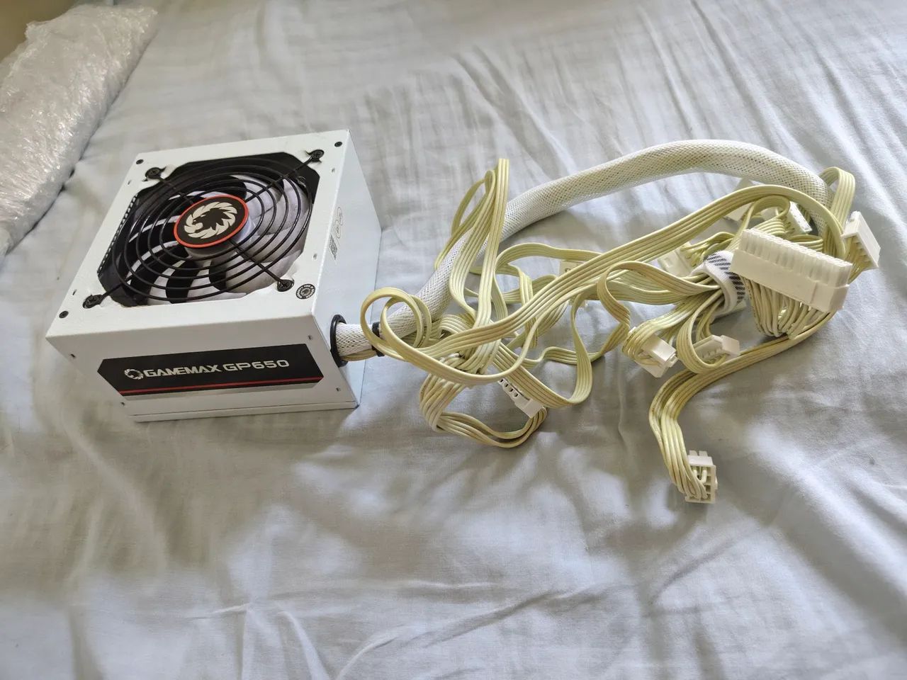 Fonte 650W gamemax gp - Foto 3