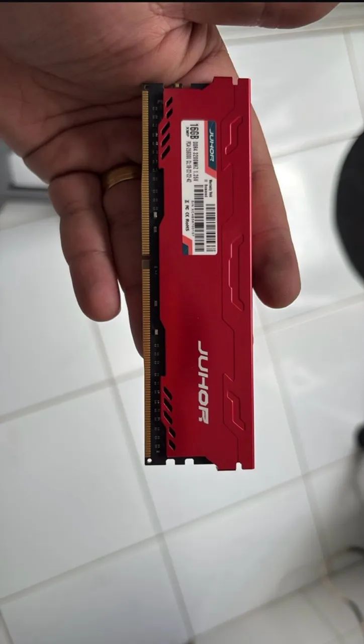 Vendo essa memória de pc ddr4 de 16gb