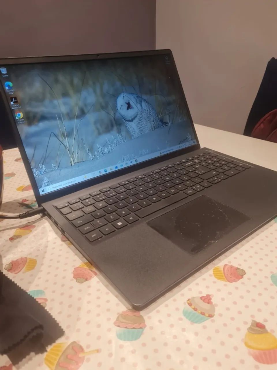 Notebook Dell muito novo e veloz