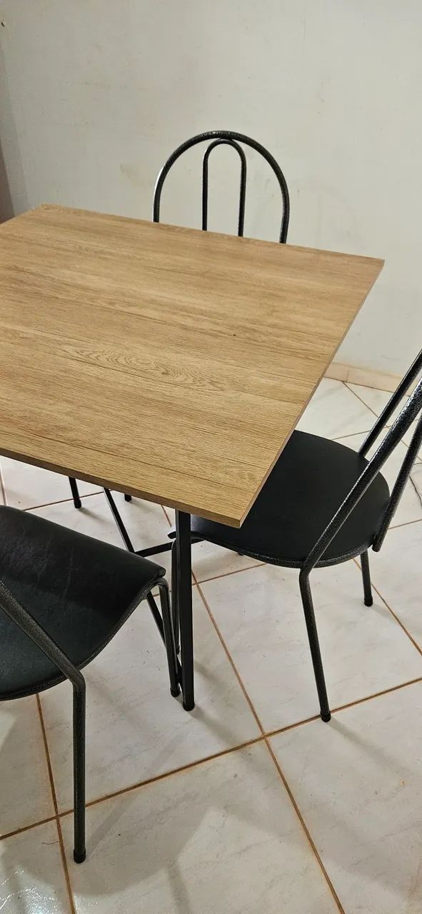 Vende - Se Mesa De 4 Lugares ! - Foto 2