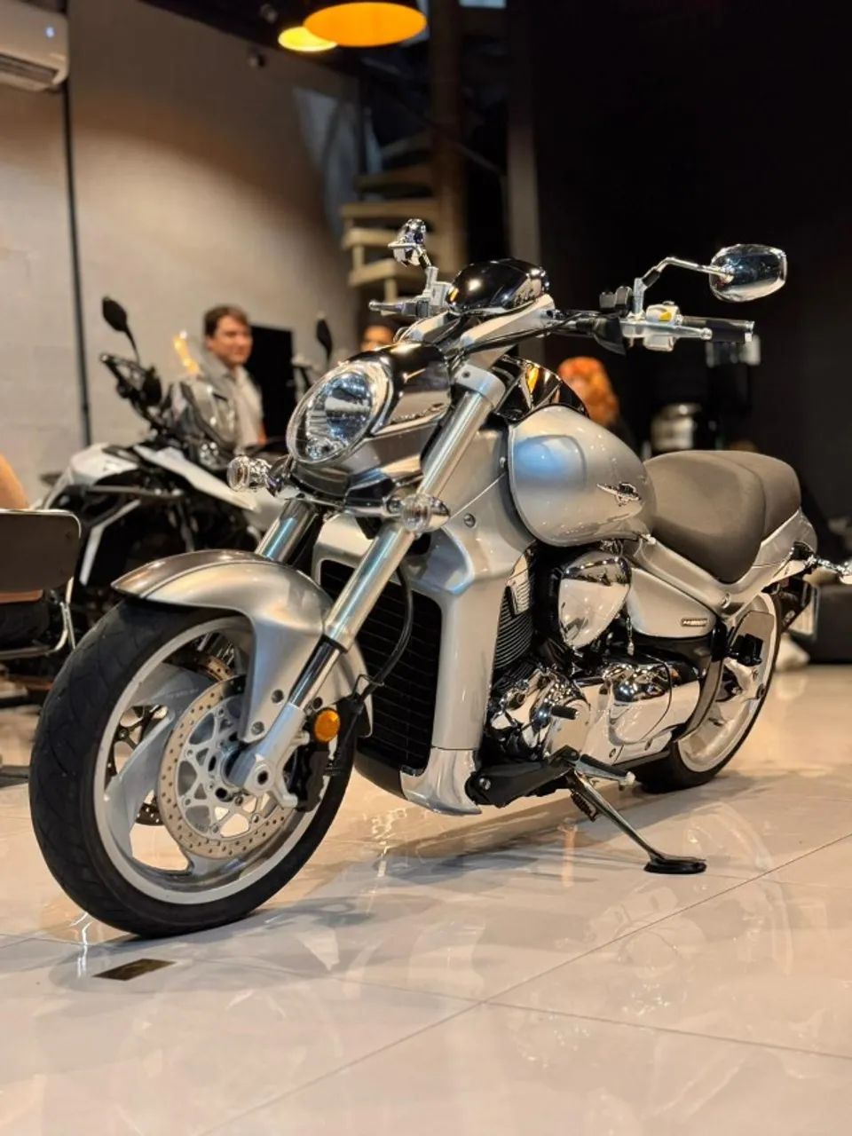 SUZUKI - M1800r - Foto 2
