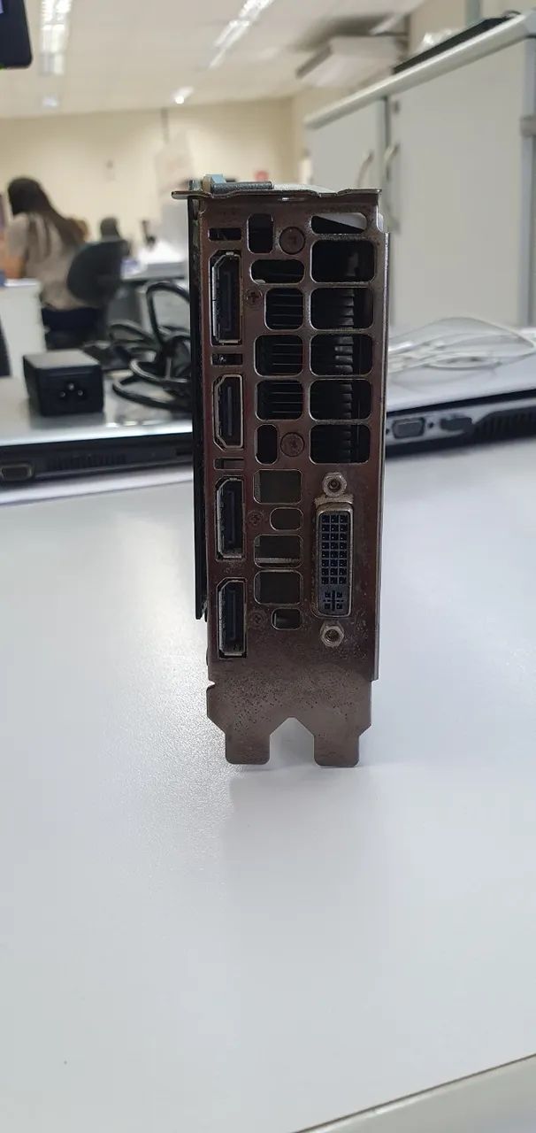 GTX 980 TI - Foto 4