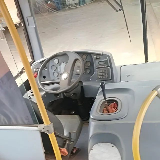 ONIBUS ESCOLAR TORINO - Foto 3