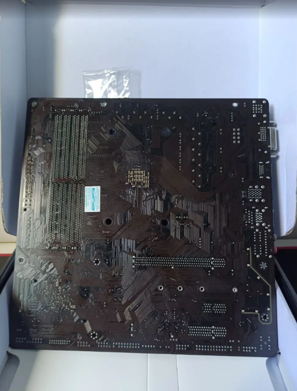 Placa mae B450 AORUS M com defeito - Foto 3
