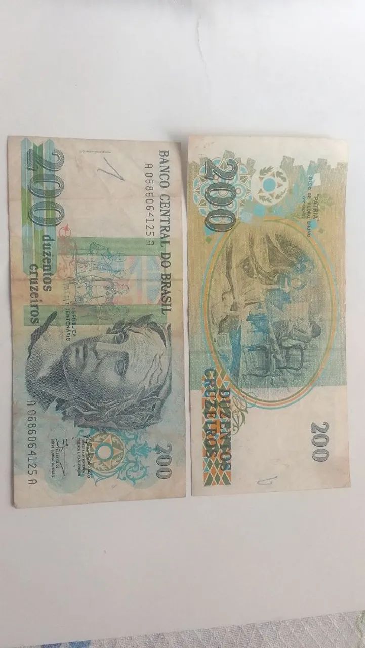 Notas duzentos cruzeiros Cr$ 200,00 - Foto 2