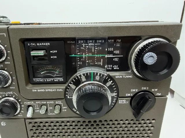 Rádio Sony Icf-5900w Am Fm Ondas Curtas Icf5900 5 Faixas