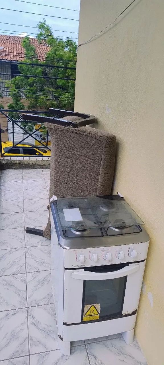 Sofá e fogão 