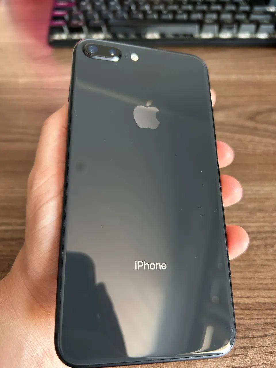 iPhone 8 Plus 