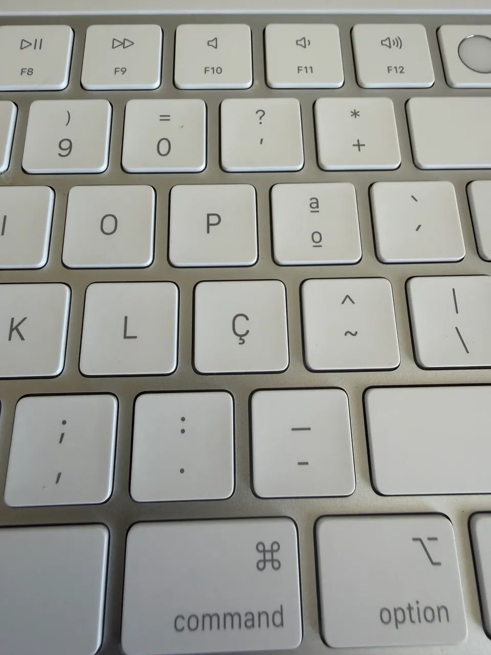 Teclado Apple Magic keyboard em PORTUGUÊS!!! usado 3x apenas! - Foto 4