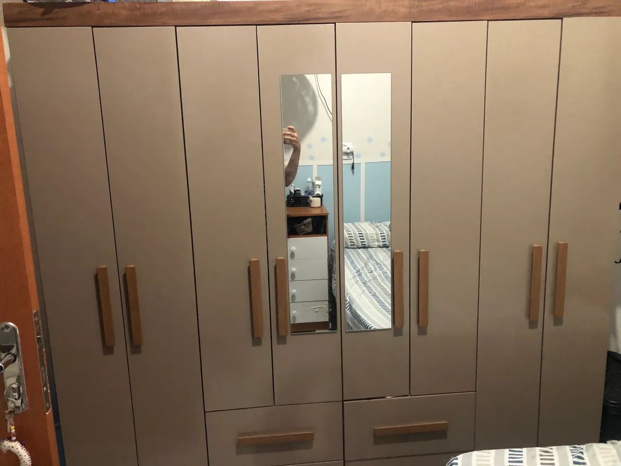Vendo guarda roupa 