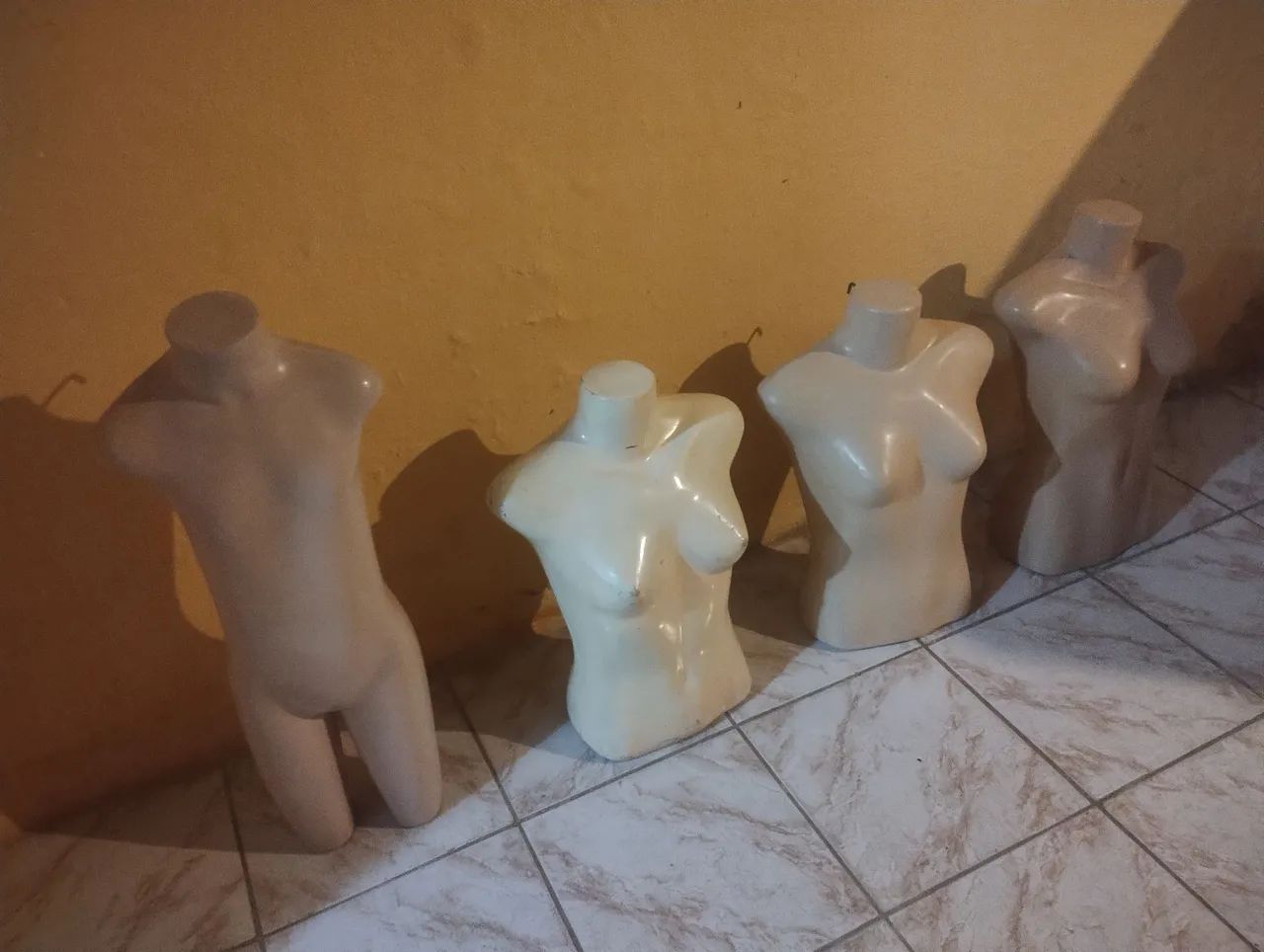 Maniquim  - Foto 2