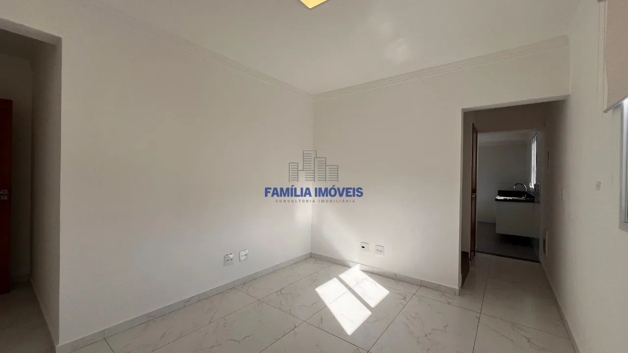 Casa triplex pra alugar 2 suítes churrasqueira Campo Grande Santos - Foto 2