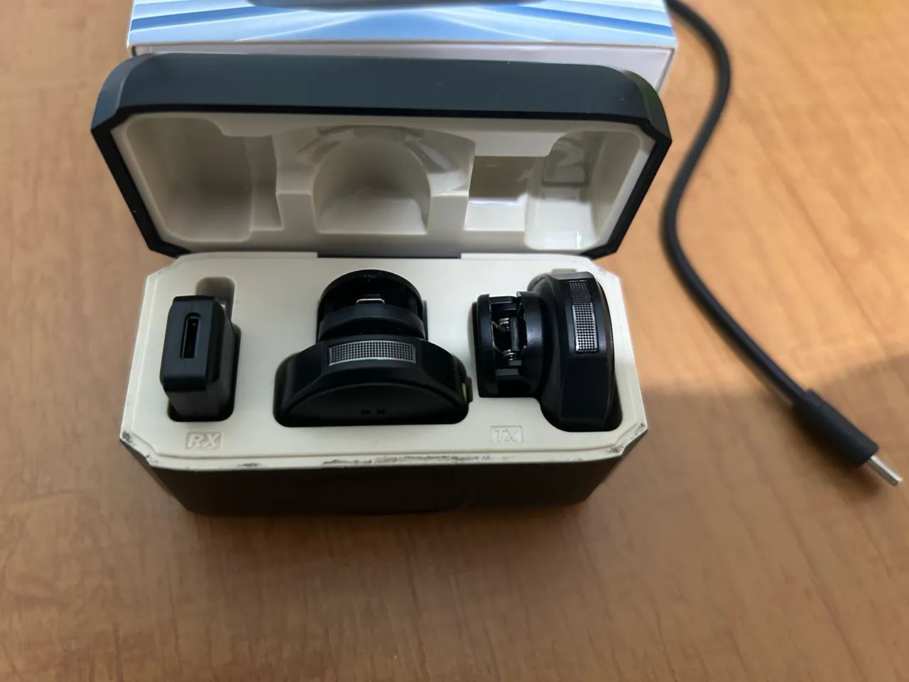 Mini Microfone de Lapela Sem Fio Magnético para iPhone - Foto 4