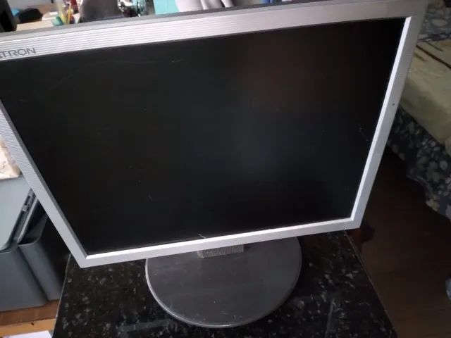 Monitor LG Flatron 14" para pc VGA - Foto 2