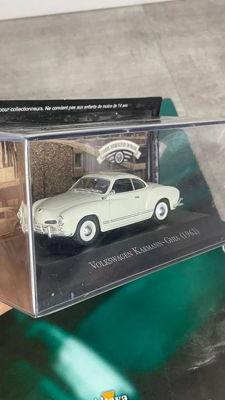 Miniatura karmann Ghia Carros Inesquecíveis 