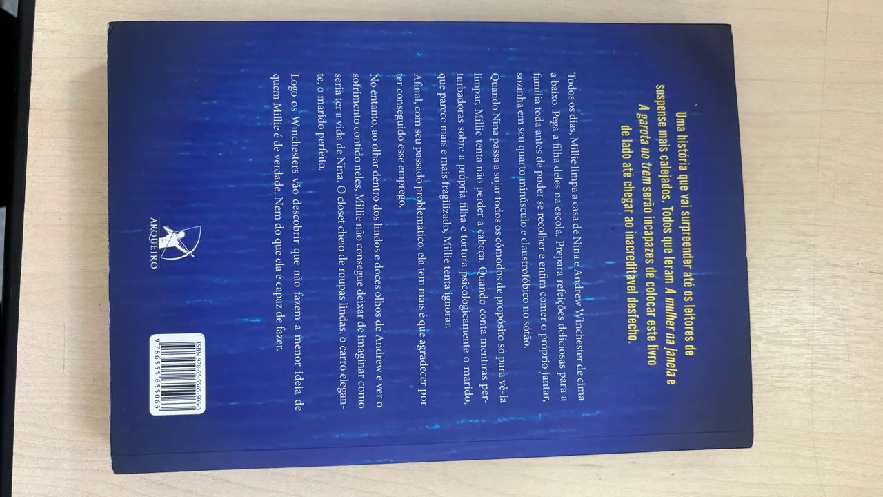 Livro: A empregada - Foto 3