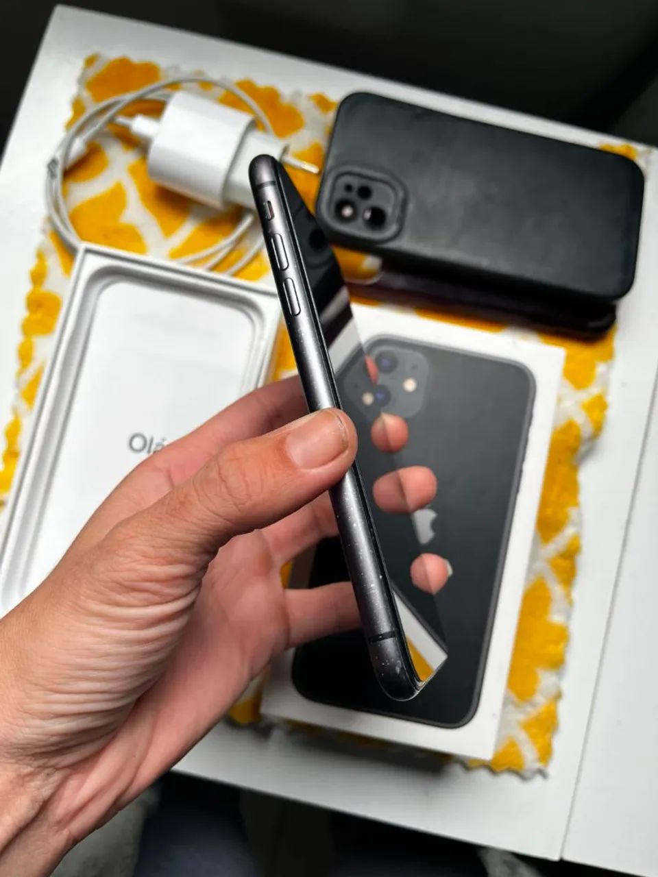iPhone 11 Black 64GB c/ Caixa e Carregador Originais - Foto 3
