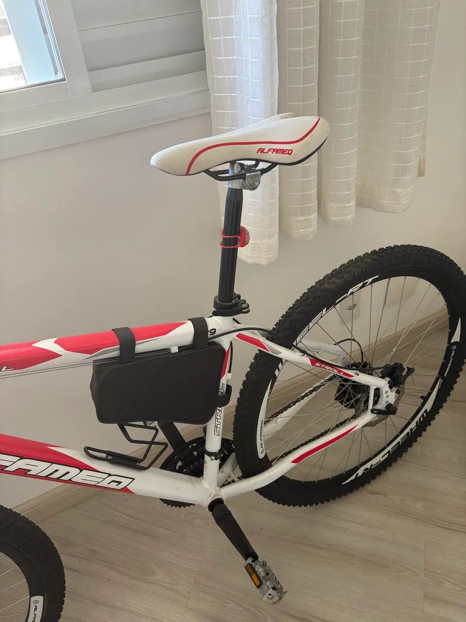 Bicicleta  - Foto 2