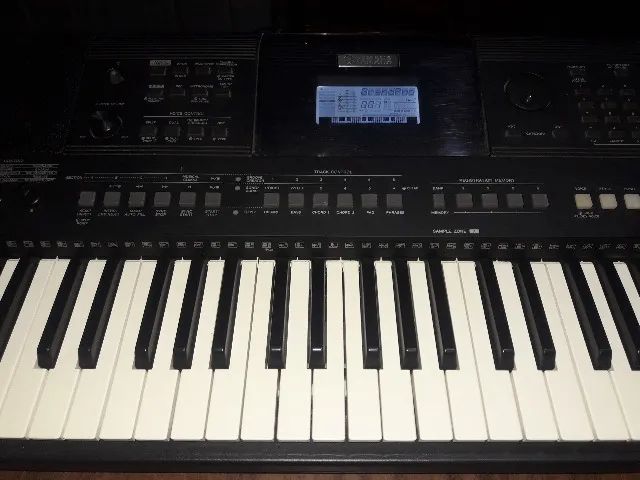 Teclado Yamaha PSR E463