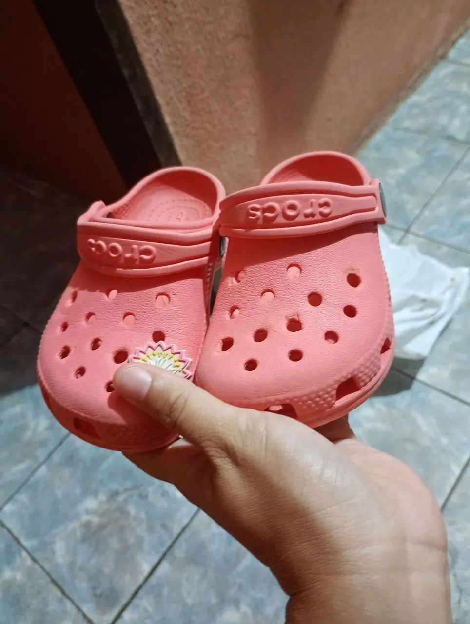 Crocs c10 e c8 - Foto 2