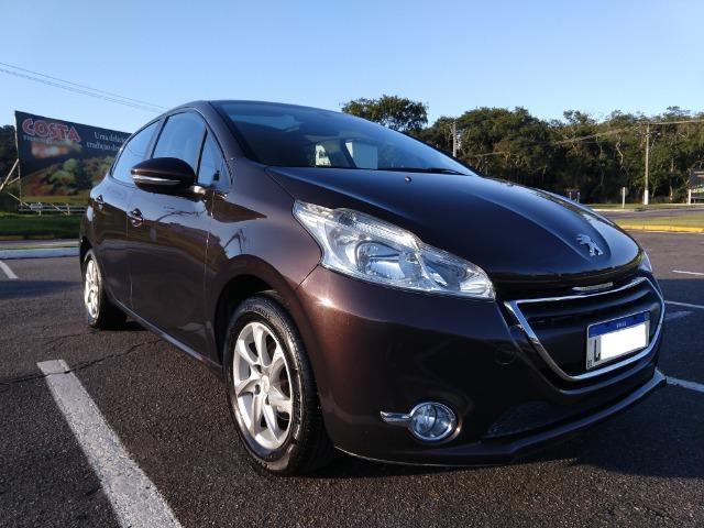 Peugeot 208 com Teto, Único Dono - Não Tem Detalhe - Aceito Oferta ou Trocas 2015 - Foto 2