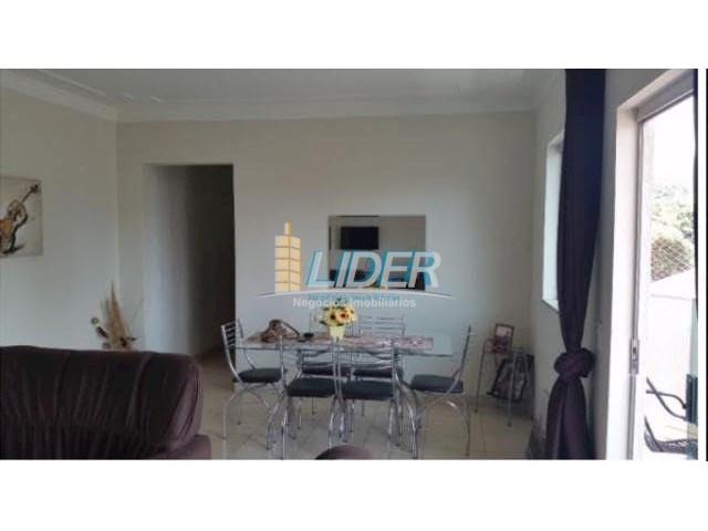 Apartamento à venda com 3 dormitórios em Saraiva, Uberlândia cod:17481