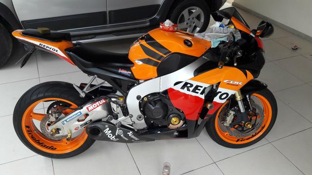 Vendo CBR 1000 FIREBLADE - Foto 4
