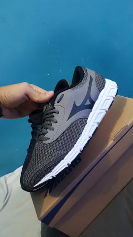 Tênis Mizuno original