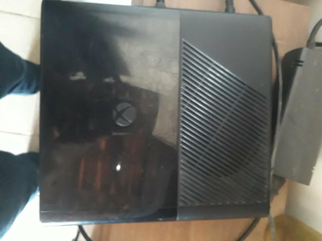 Troco Xbox 360 com 31 jogos Em PS4 com torna da minha parte