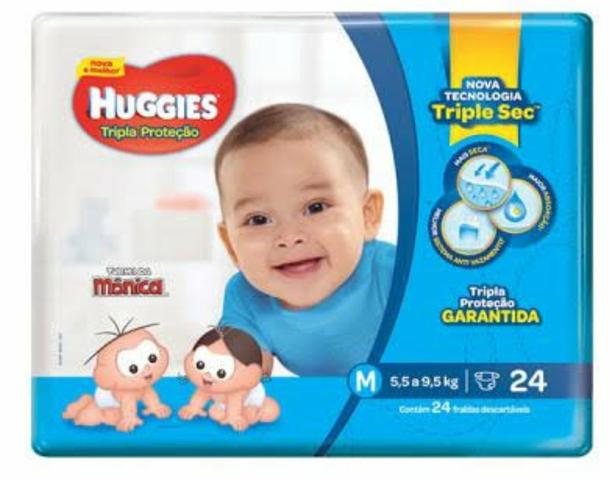 Fralda Huggies azul
