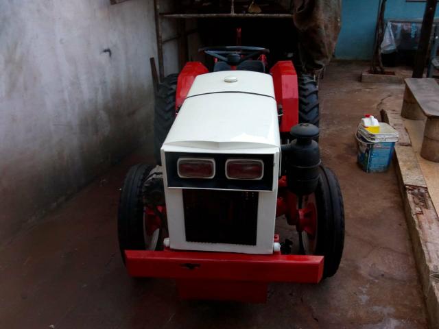 Trator