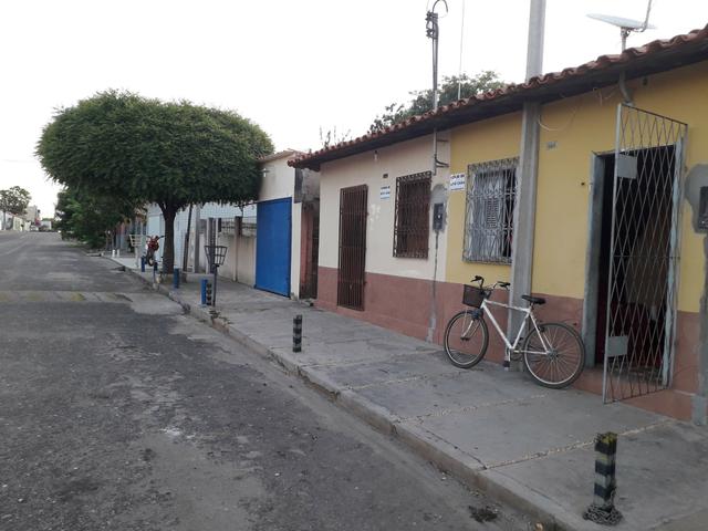 Vende-se essa casa e terreno junto na cidade de altos/pi - Foto 2