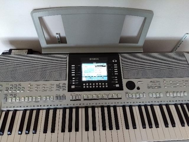 Teclado Yamaha PSR S 910