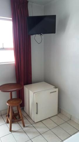Aluguel de quartos com segurança, conforto e estacionamento - Foto 8