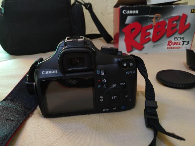 Camera dslr Canon t3 - Foto 2