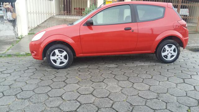 Vendo Ford Ka modelo 2010