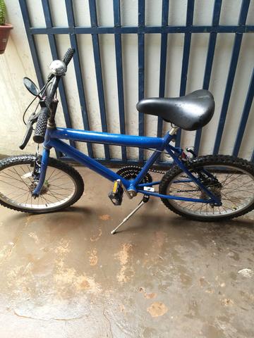 Vendo bicicleta aro 20 td funcionando wats * passo débito e crédito nao parcelo - Foto 2