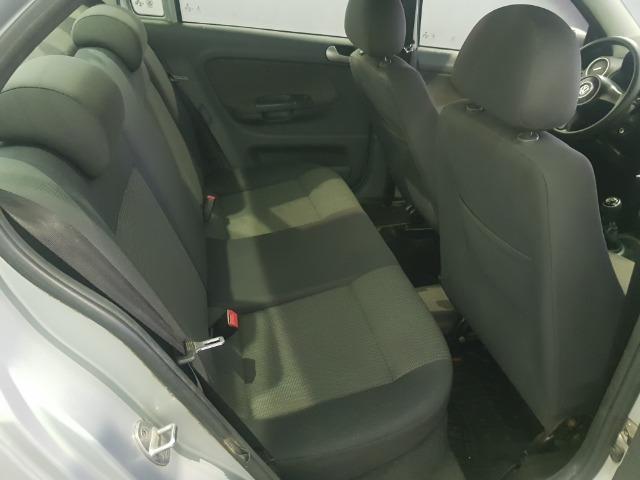 Vw - Volkswagen Voyage 1.0 completo - Foto 8