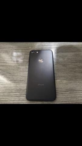 IPhone 7 128 gb super NOVO desafio achar algum arranhão - Foto 2