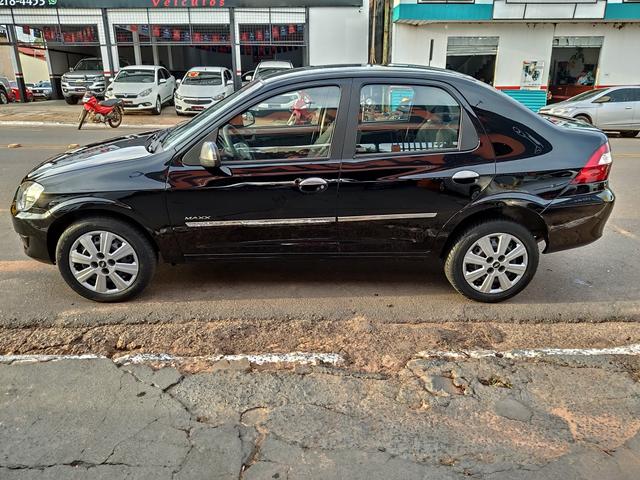 Prisma 1.4 completo 2011 manual super conservado - Foto 9