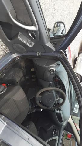 Sandero - Foto 5