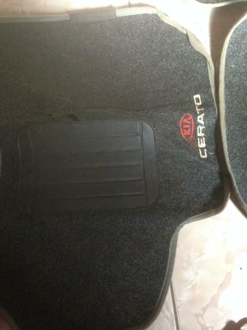 Vendo tapete do cerato semi novo - Foto 5