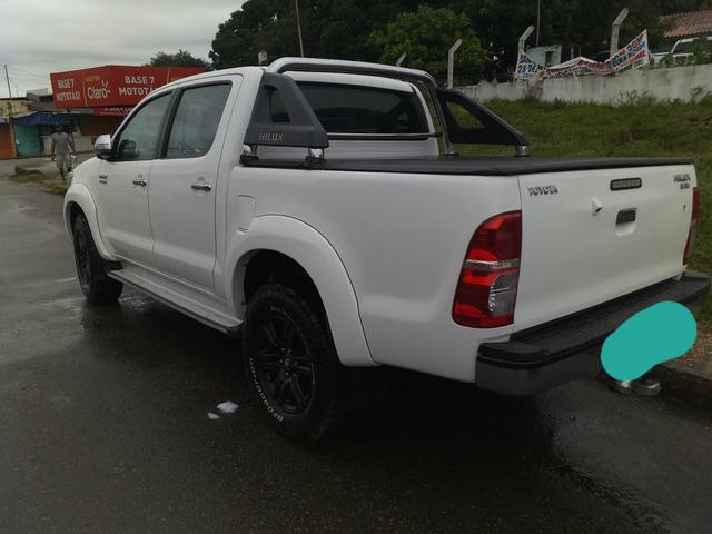 Hilux 4x4 Srv Diesel Quitada - Foto 2
