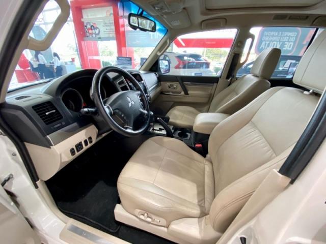 MITSUBISHI PAJERO FULL 3.2 HPE 4X4 16V TURBO INTERCOOLER DIESEL 4P AUTOMATICO. - Foto 4