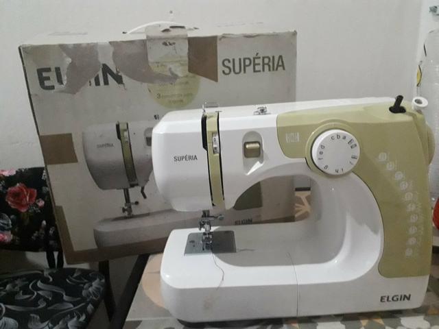Máquina de costuma completa, parcelo no cartão