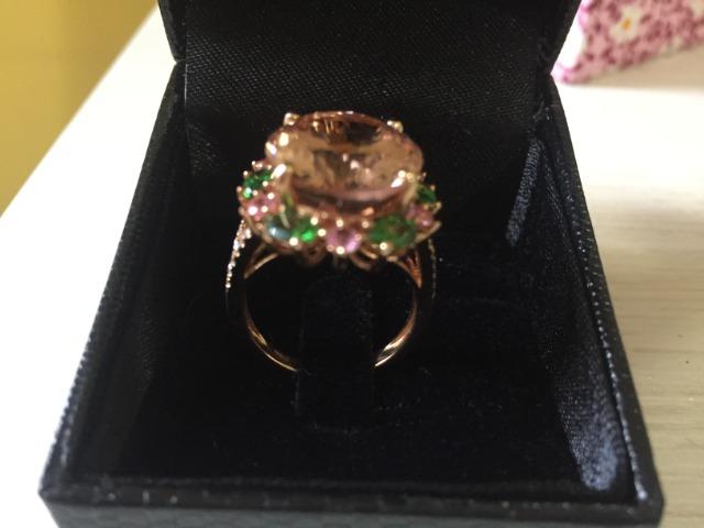 Vendo Anel em Ouro Rose, com Esmeraldas, Diamantes, Safiras e Morganita - Foto 3